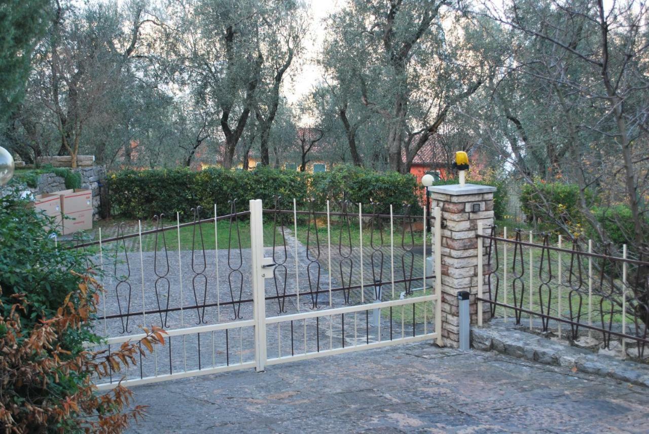 Aldinhaus Leilighet Brenzone sul Garda Eksteriør bilde